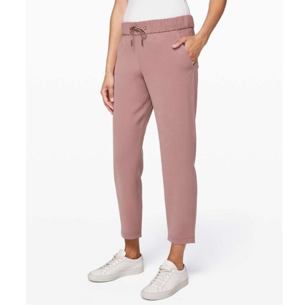 Lululemon On The Fly Pants 7/8 Red Dust